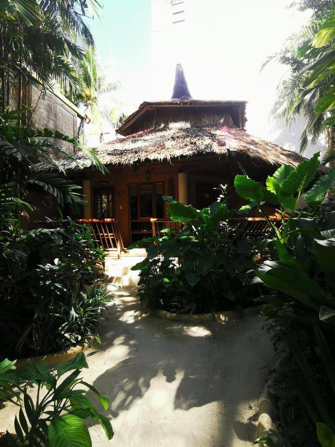 Reddoorz Premium @ Nigi Nigi Nu Noos Station 2 Boracay Hotel Balabag  Ngoại thất bức ảnh